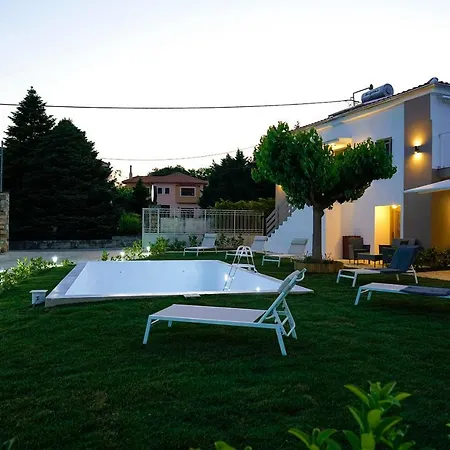 Vakantiehuis Charikleia's 2 Bedroom In Pelion *